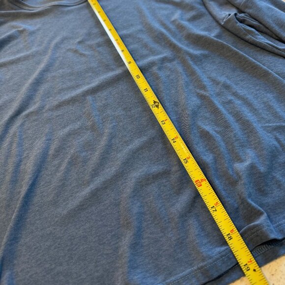 Beyond Yoga “Morning Light” Pullover in Blue, Size Medium - Picture 4 of 6